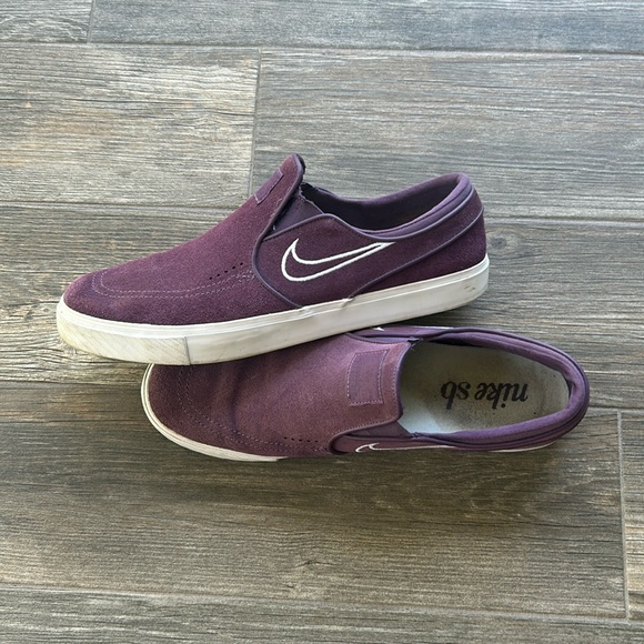 Men’s Nike shoes - Picture 3 of 8